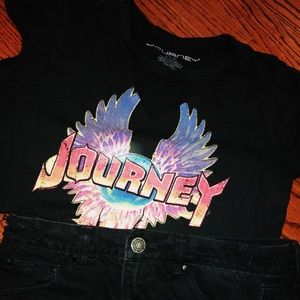 JOURNEY ⚡️CHOKER T SHIRT!!